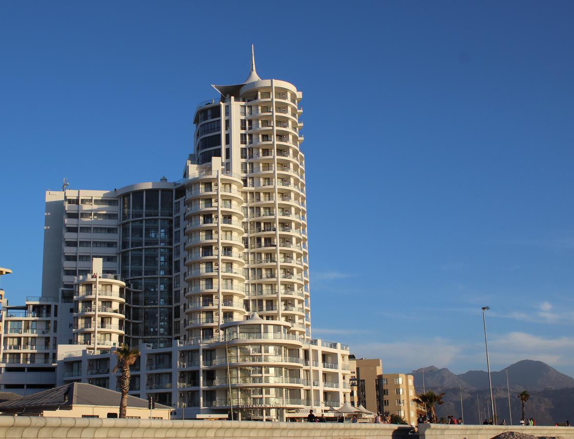 Hibernian Towers 505 Apartment Странд Екстериор снимка